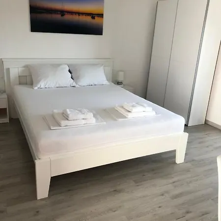 Apartment Mk *